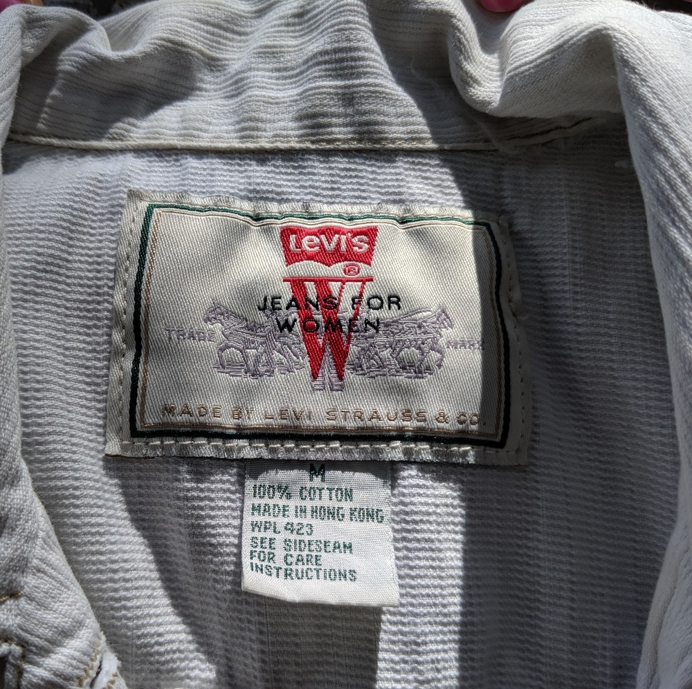 Levi's Women's Crop Vest, white denim